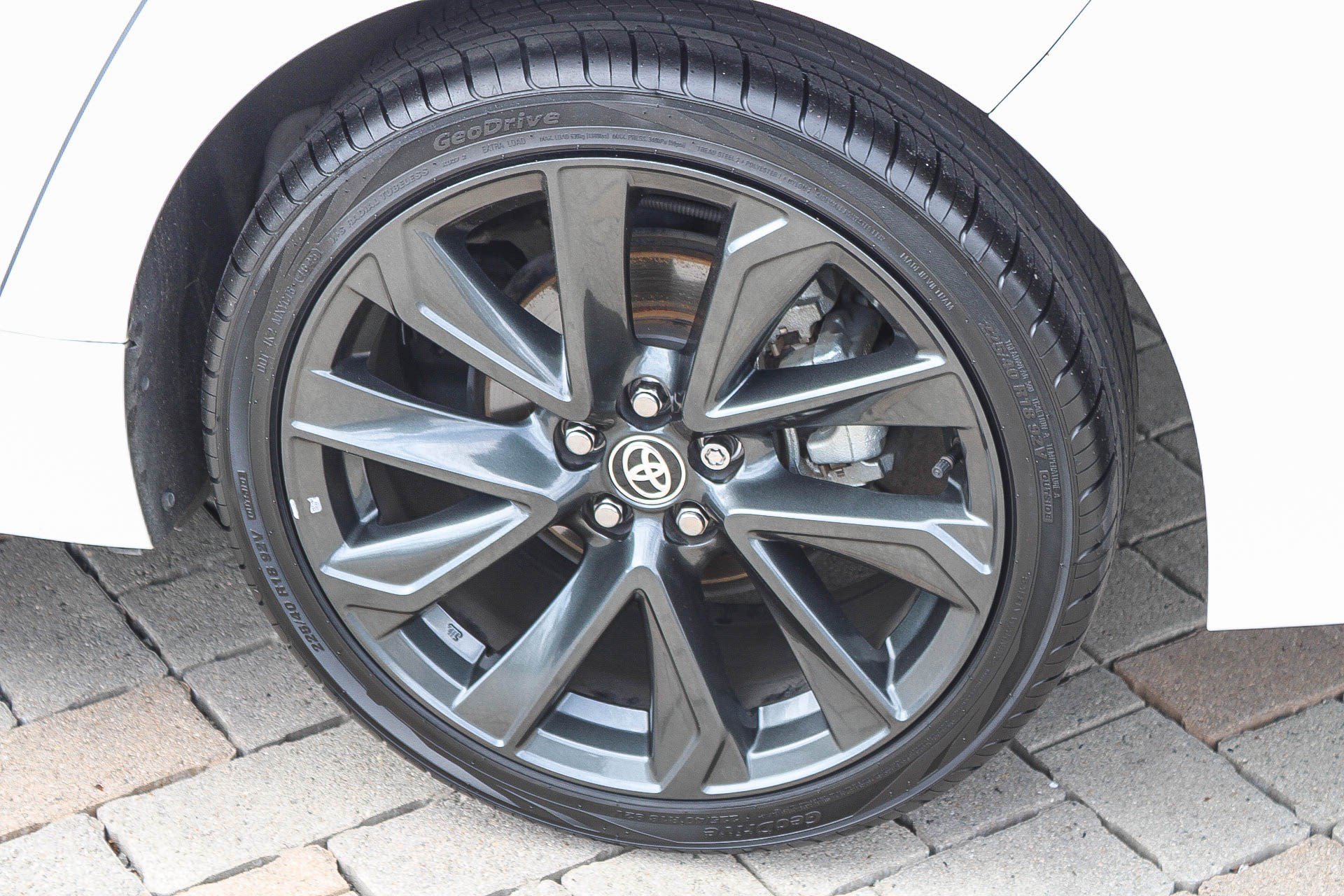 Certified 2025 Toyota Corolla SE w/ SE Premium Package FWD image 12