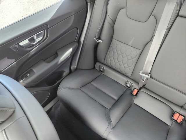 New 2026 Volvo XC60 T8 Plus w/ Climate Package AWD/4WD image 13