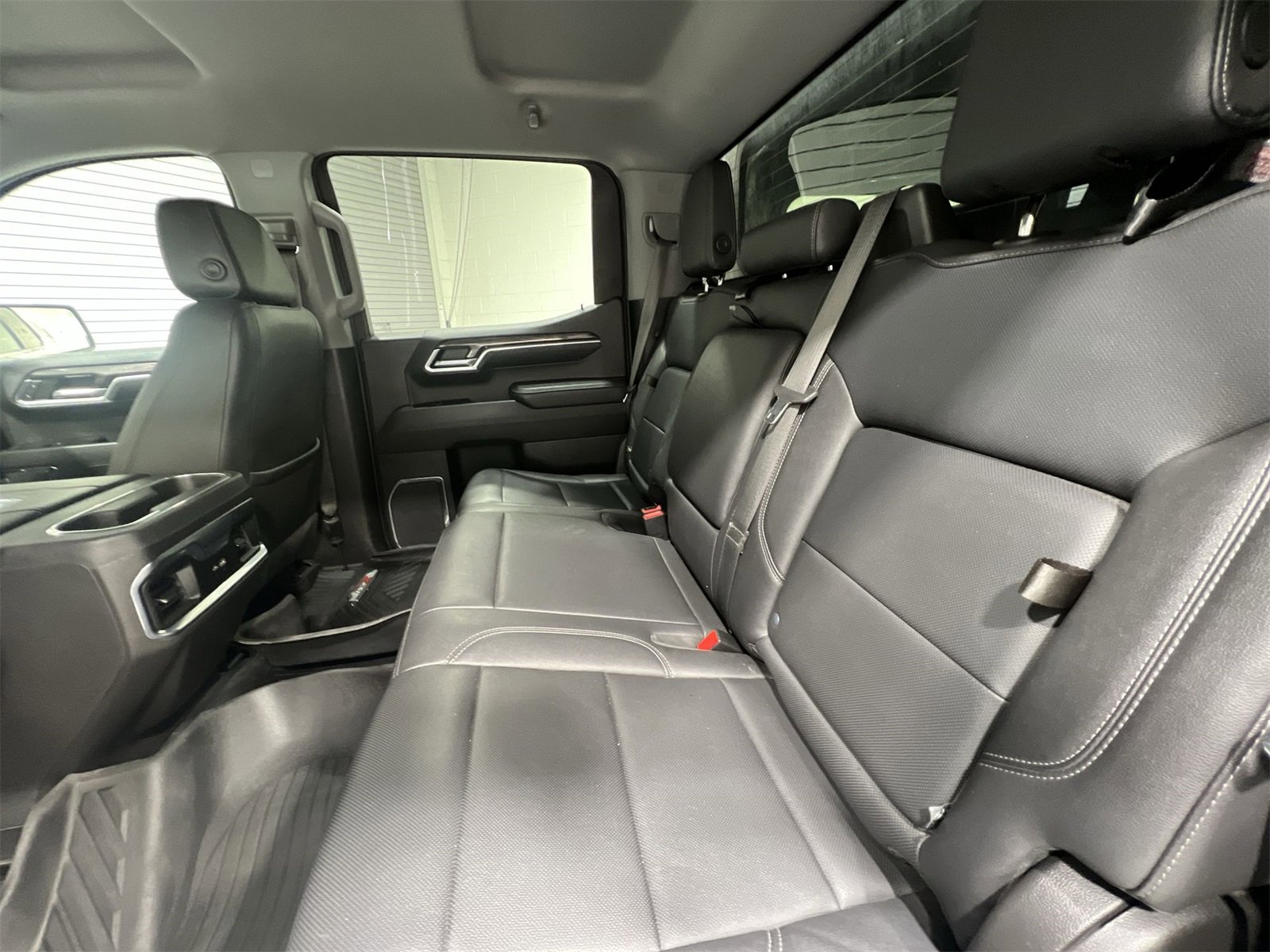 Used 2022 Chevrolet Silverado 1500 LTZ w/ Z71 Off-Road Package image 22