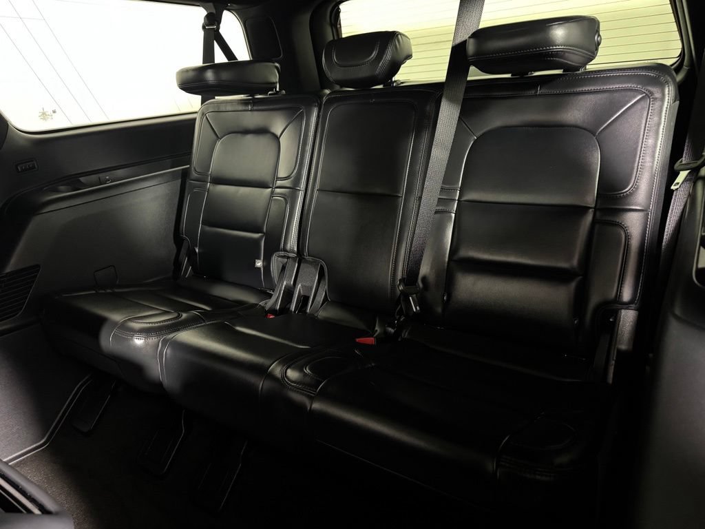 Used 2024 Lincoln Navigator L Reserve w/ Equipment Group 201A AWD/4WD image 12