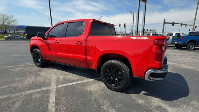 Used 2025 Chevrolet Silverado 1500 LT AWD/4WD image 6