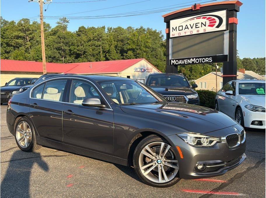 Used 2018 BMW 330i Sedan RWD image 1
