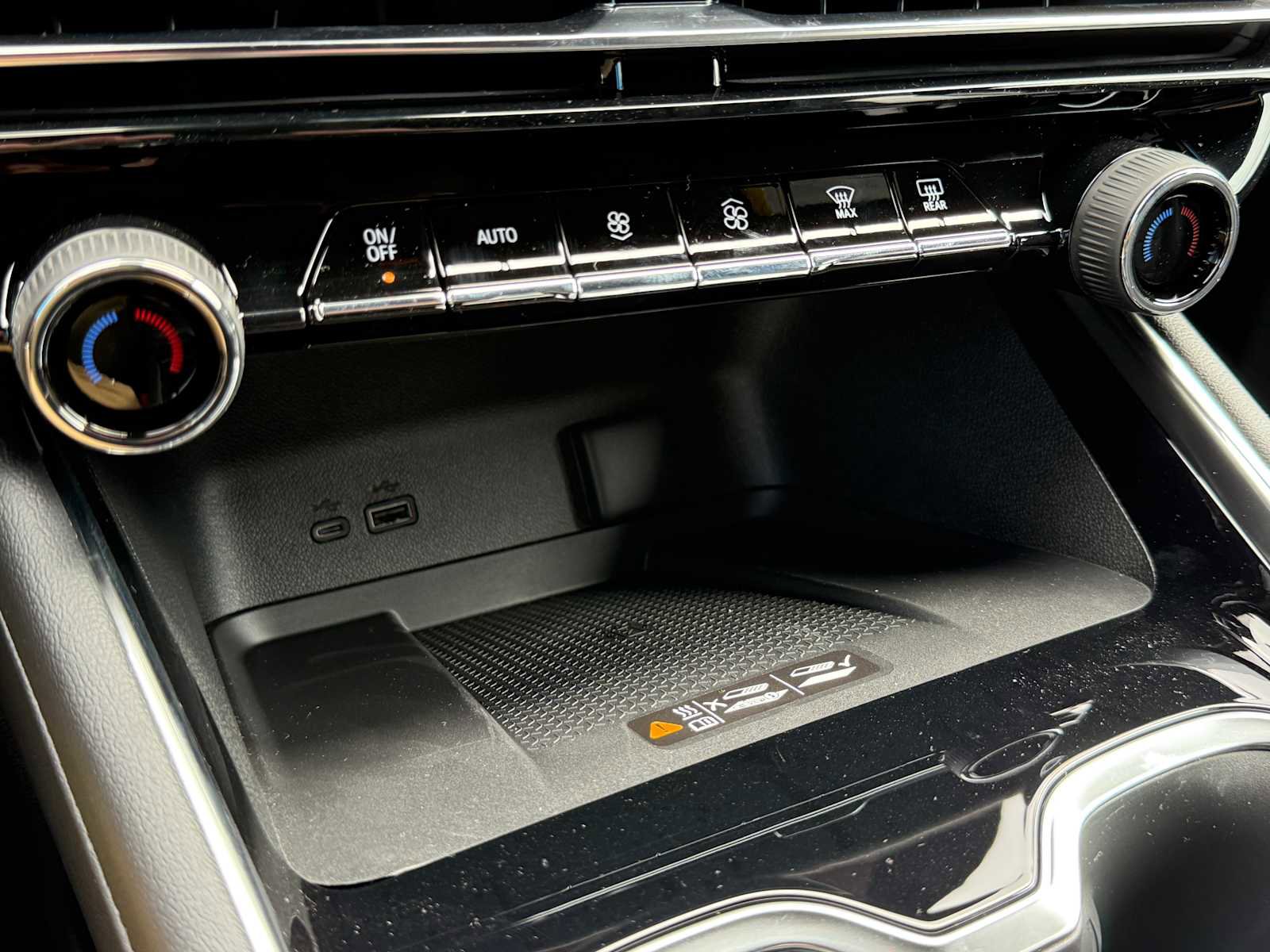 New 2026 Chevrolet Traverse LT w/ LPO, Floor Liner Package image 55