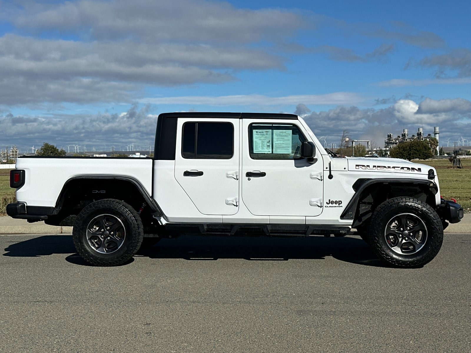 Used 2022 Jeep Gladiator Rubicon image 3