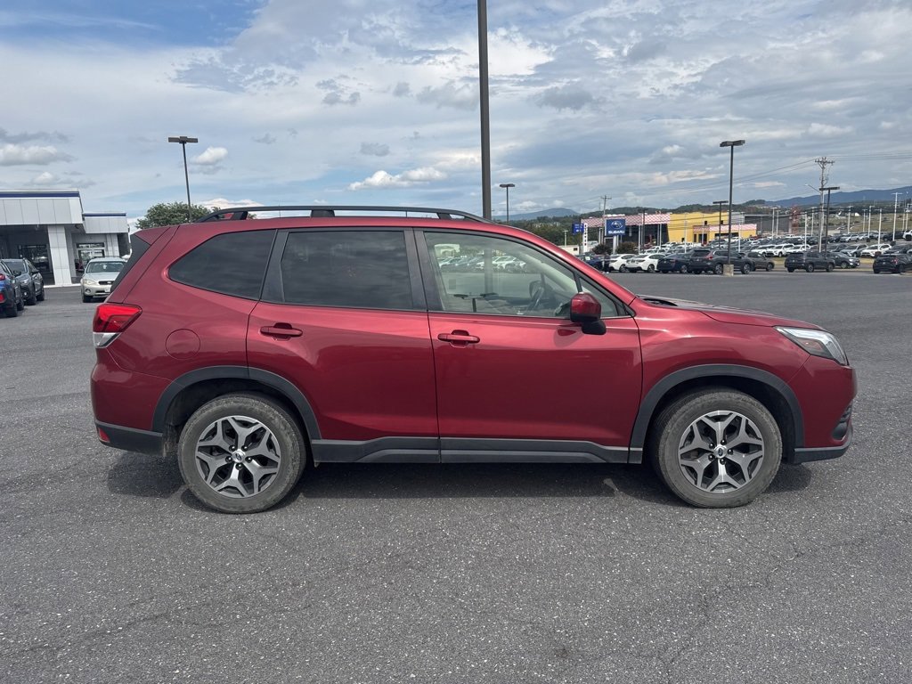 Certified 2022 Subaru Forester Premium image 4
