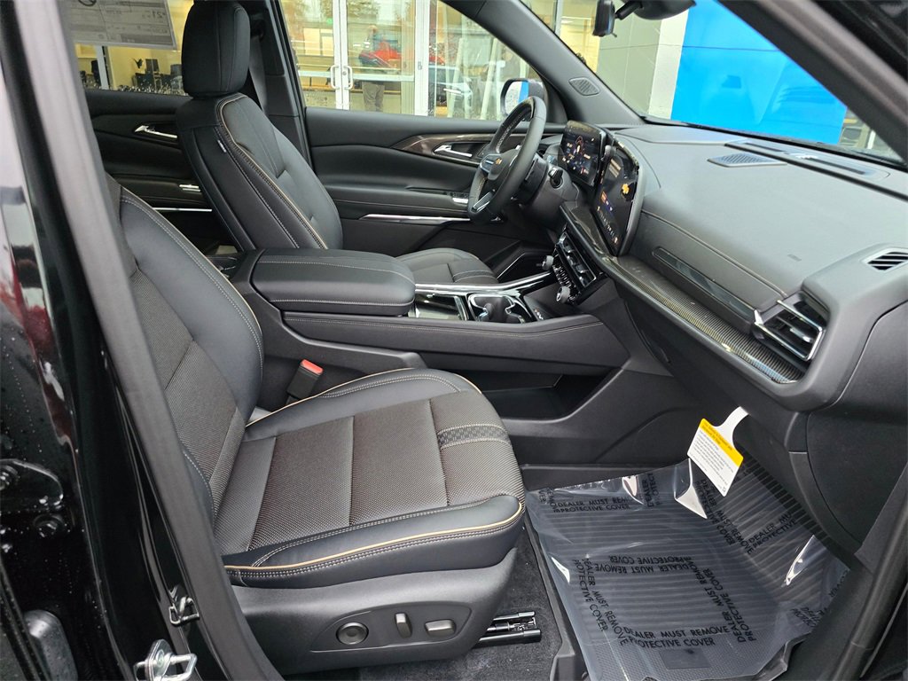 New 2026 Chevrolet Traverse High Country w/ LPO, Floor Liner Package image 11