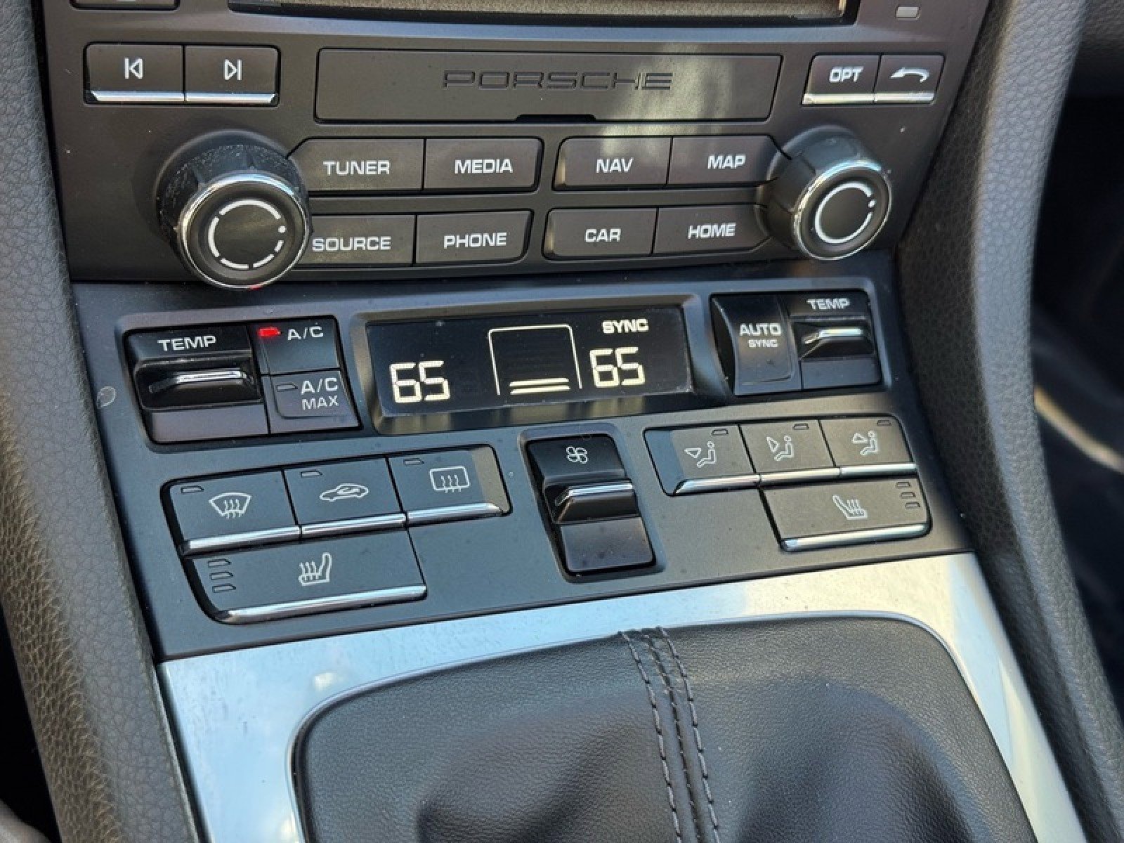 Used 2017 Porsche 718 Boxster S image 29