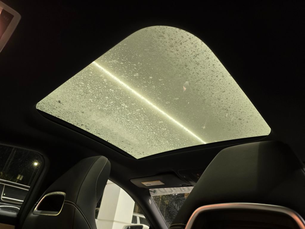 Used 2019 Mercedes-Benz CLA 250 4MATIC image 35