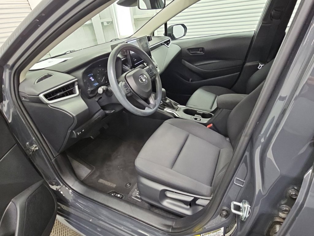 Used 2023 Toyota Corolla LE FWD image 10