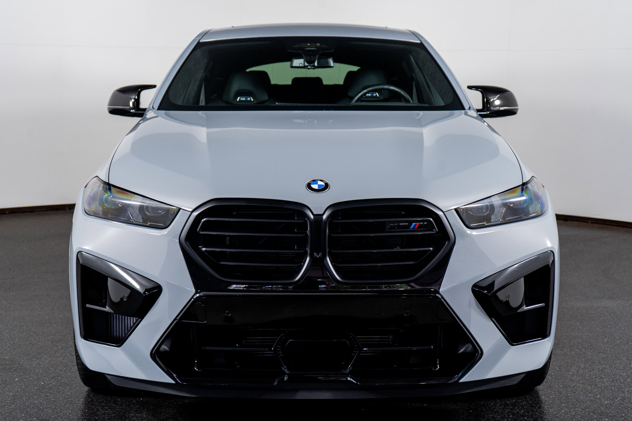 Used 2025 BMW X6 M Competition w/ Executive Package image 21