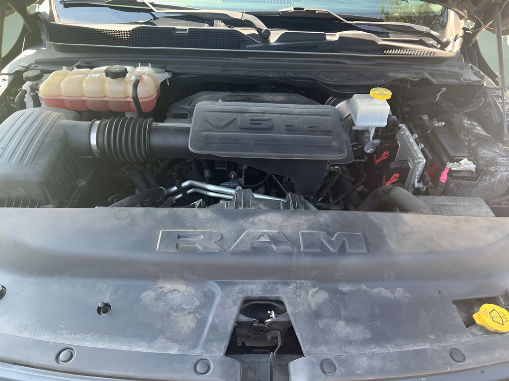 Used 2019 RAM 1500 Big Horn AWD/4WD image 10
