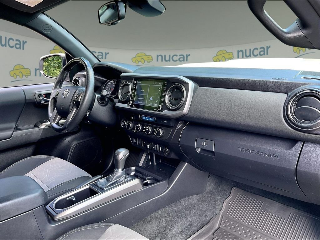 Used 2023 Toyota Tacoma TRD Sport w/ Technology Package AWD/4WD image 14