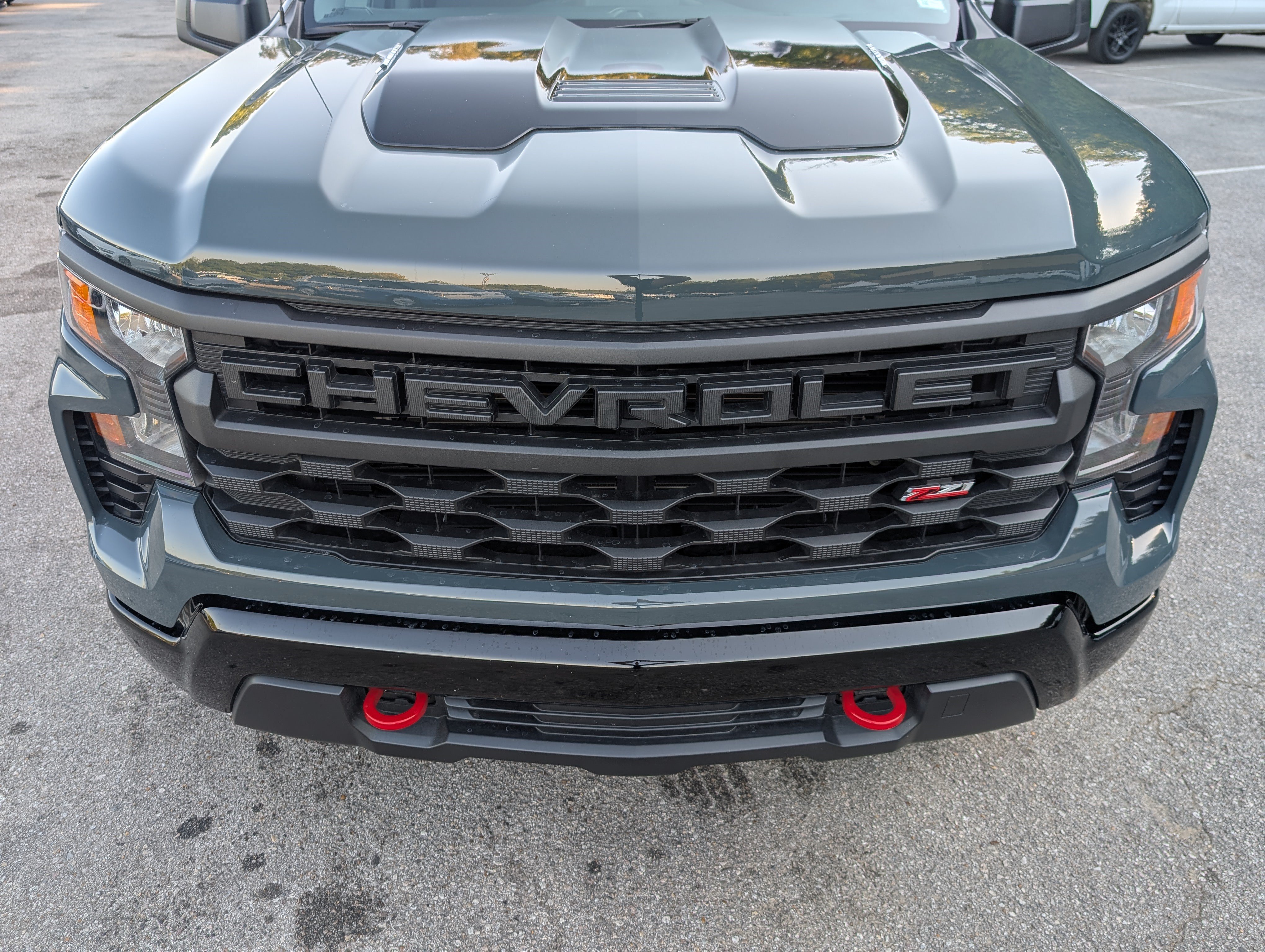 Used 2025 Chevrolet Silverado 1500 Custom Trail Boss AWD/4WD image 12