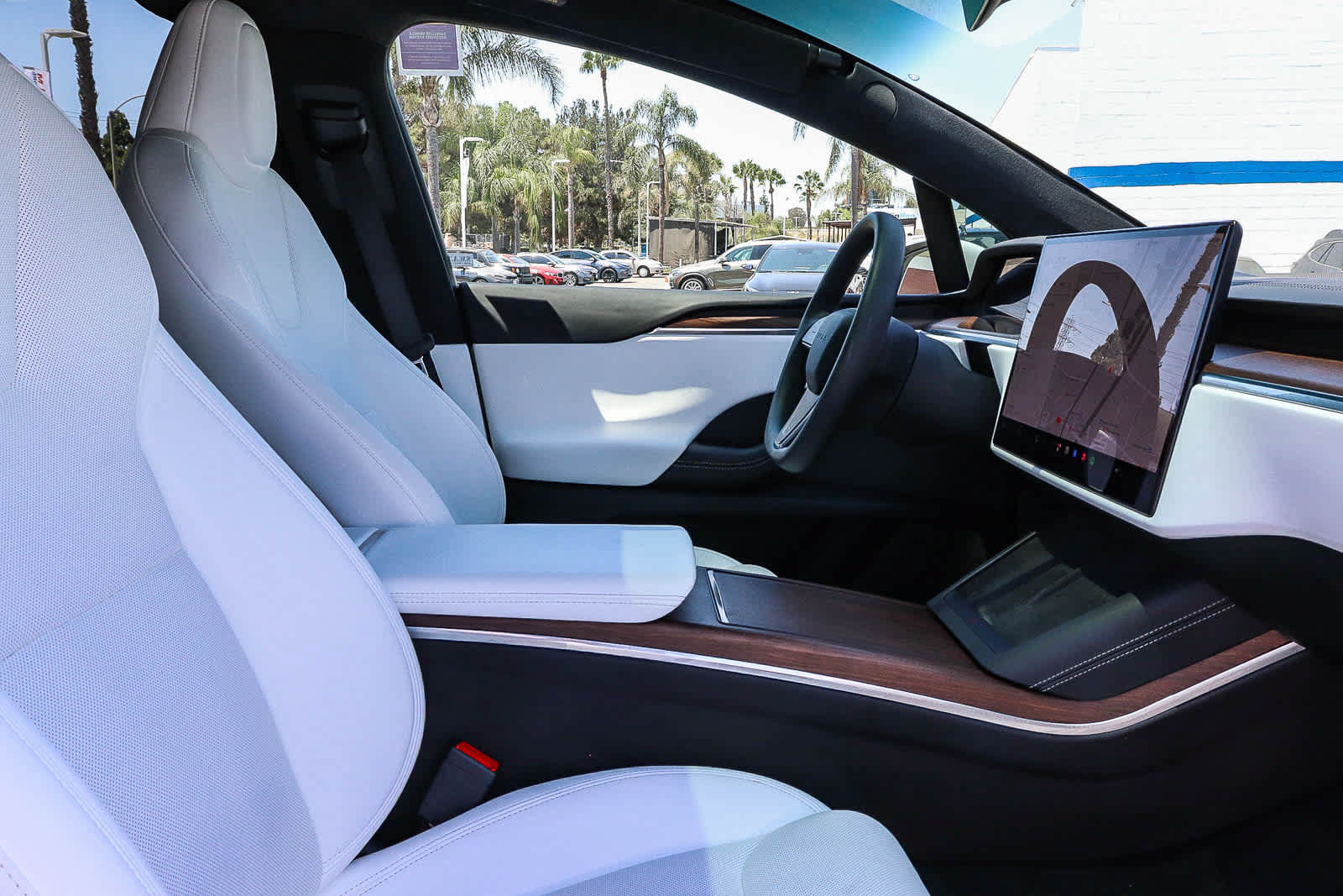 Used 2022 Tesla Model X AWD/4WD image 23