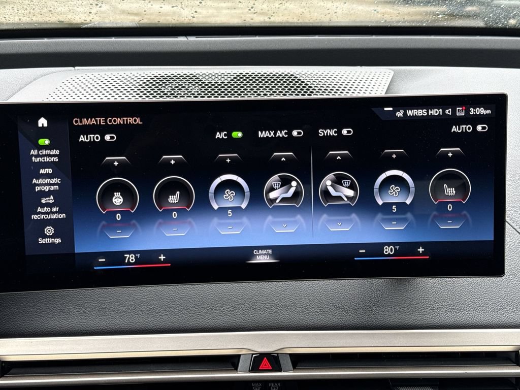 Used 2023 BMW iX xDrive50 AWD/4WD image 17