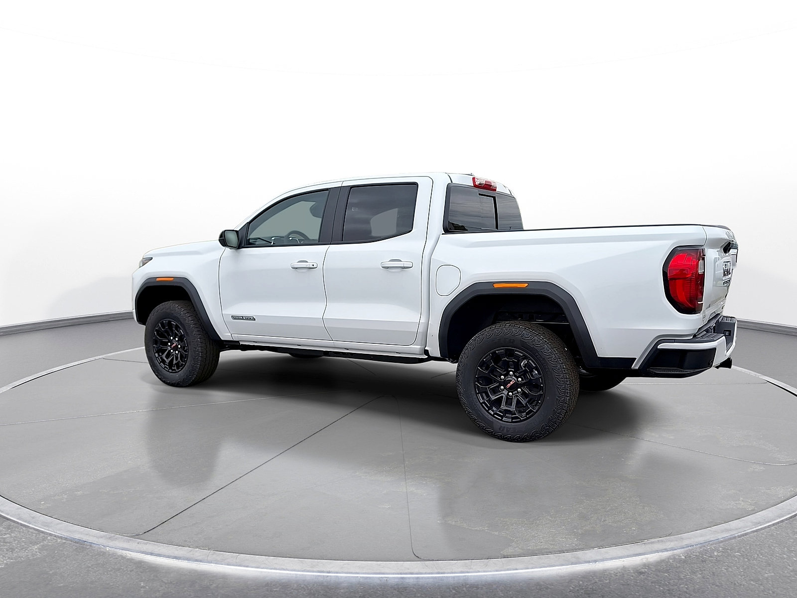 New 2026 GMC Canyon Elevation RWD image 6