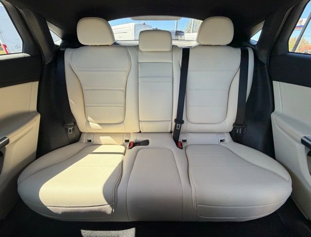 Used 2026 Mercedes-Benz GLC 300 4MATIC image 17