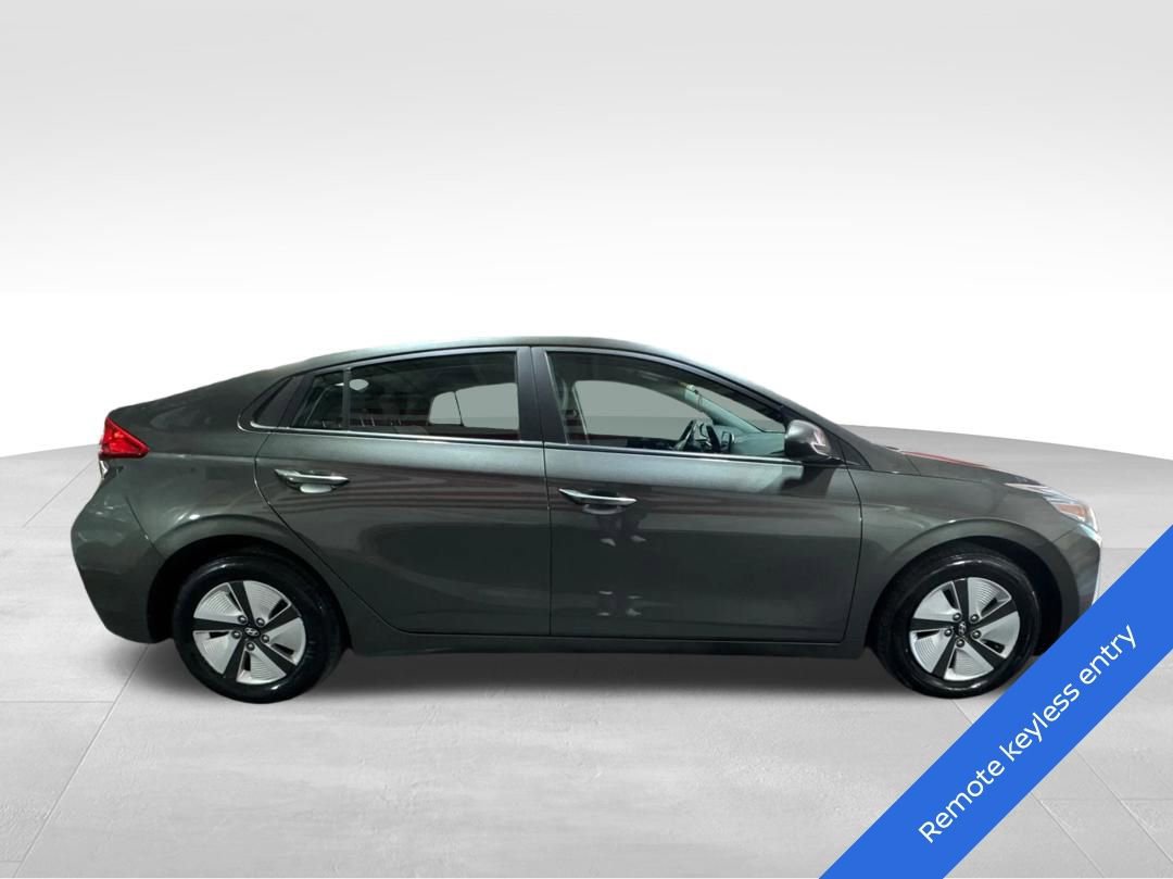 Used 2022 Hyundai Ioniq Blue FWD image 4