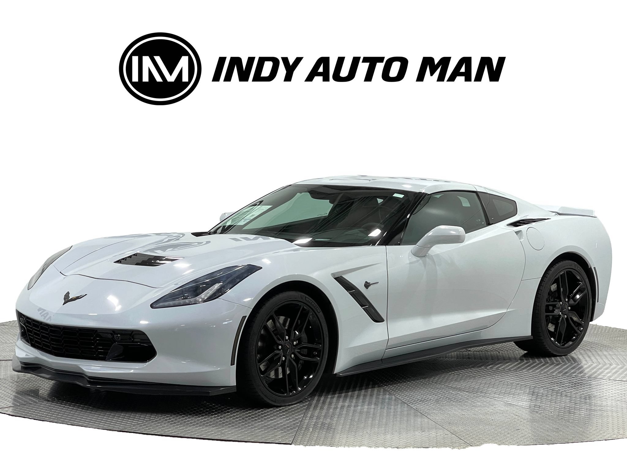 Used 2019 Chevrolet Corvette Stingray Coupe RWD image 8