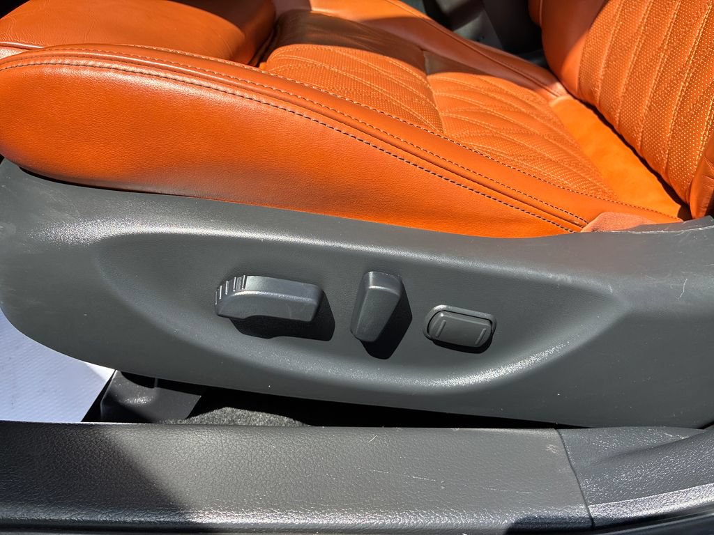 Used 2019 Nissan Maxima Platinum w/ Reserve Package FWD image 12