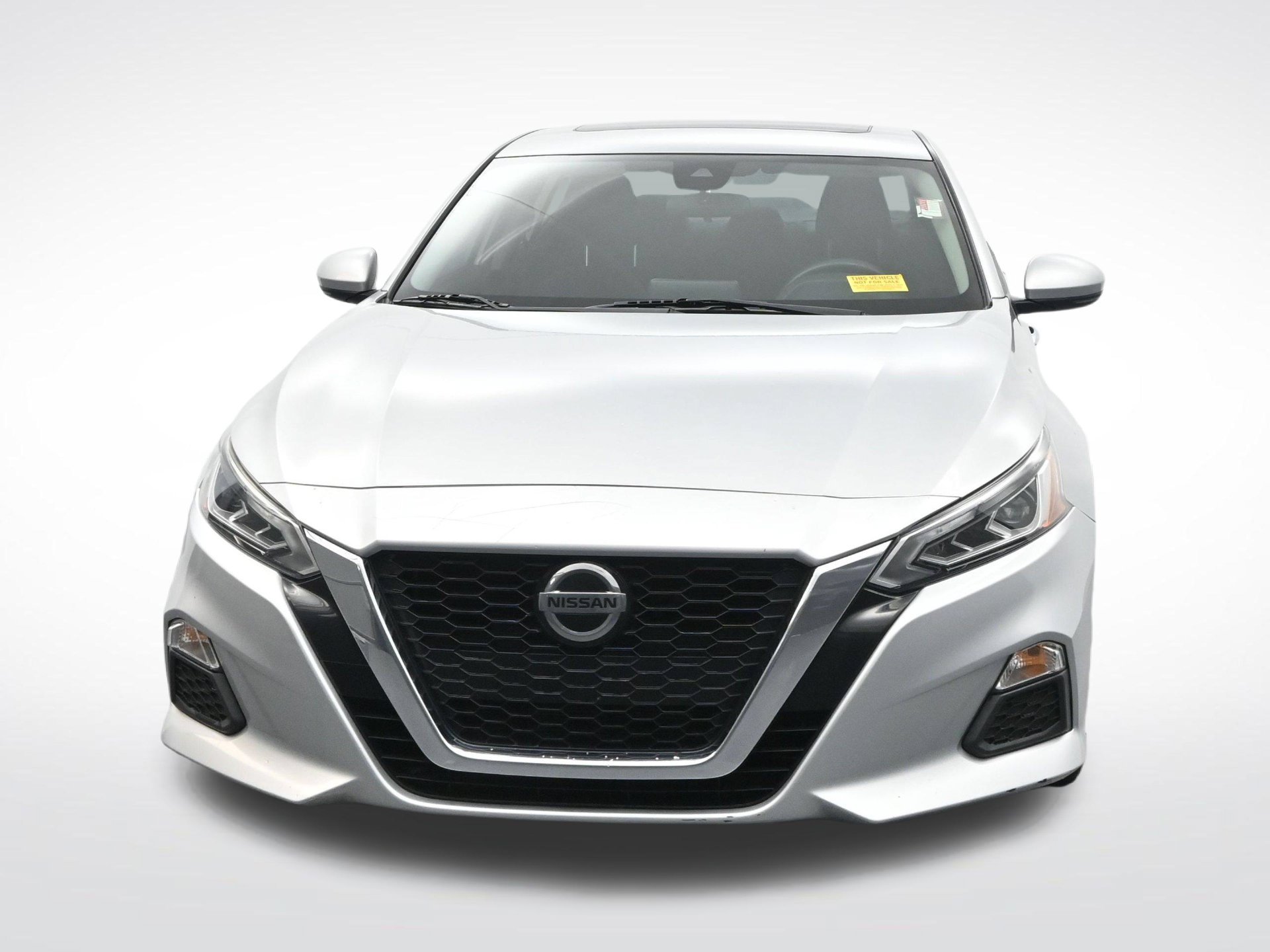 Used 2021 Nissan Altima 2.5 SV w/ SV Premium Package FWD image 2