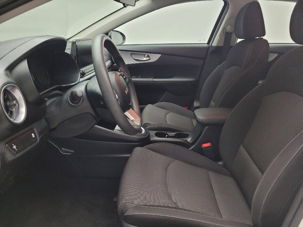 Used 2023 Kia Forte LXS FWD image 17