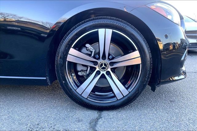 Used 2025 Mercedes-Benz C 300 4MATIC Sedan image 9