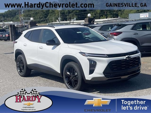 New 2026 Chevrolet Trax ACTIV w/ Sunroof Package