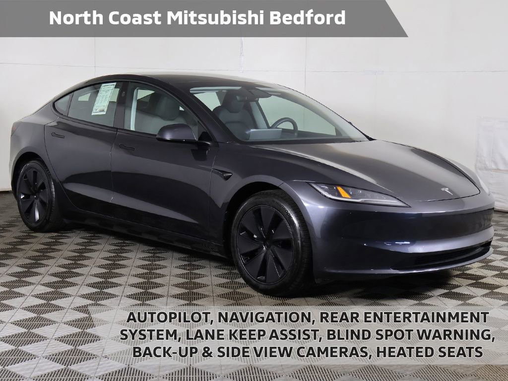 Used 2024 Tesla Model 3 Standard Range RWD image 1
