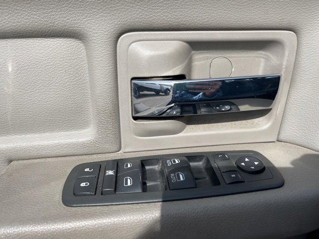 Used 2011 RAM 2500 SLT image 17