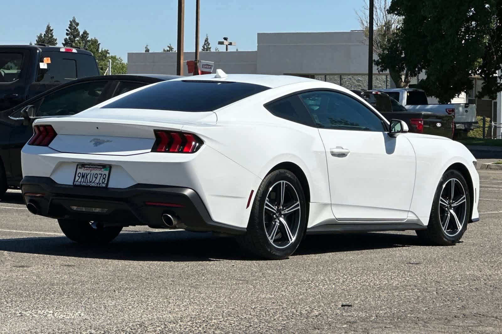 Certified 2024 Ford Mustang Coupe RWD image 2