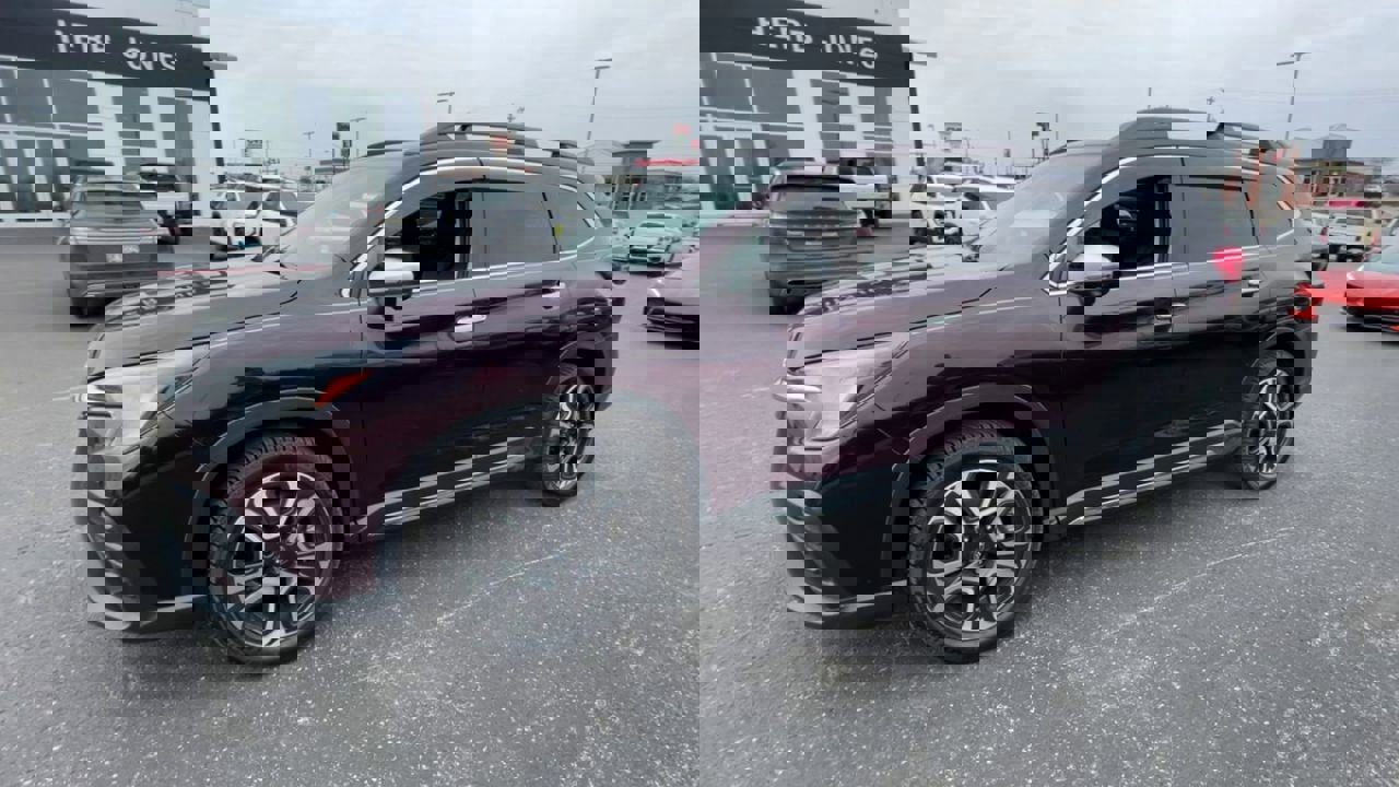 Used 2023 Subaru Ascent Touring image 4