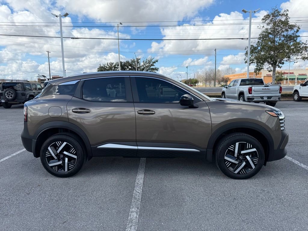 Used 2026 Nissan Kicks SV image 6