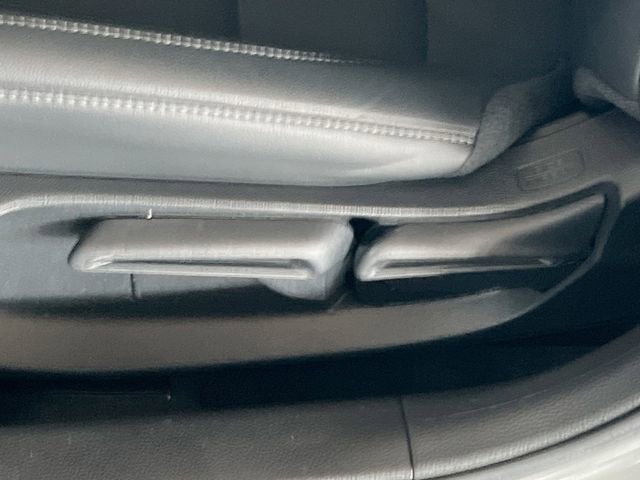 Used 2025 Honda Civic Sport image 13