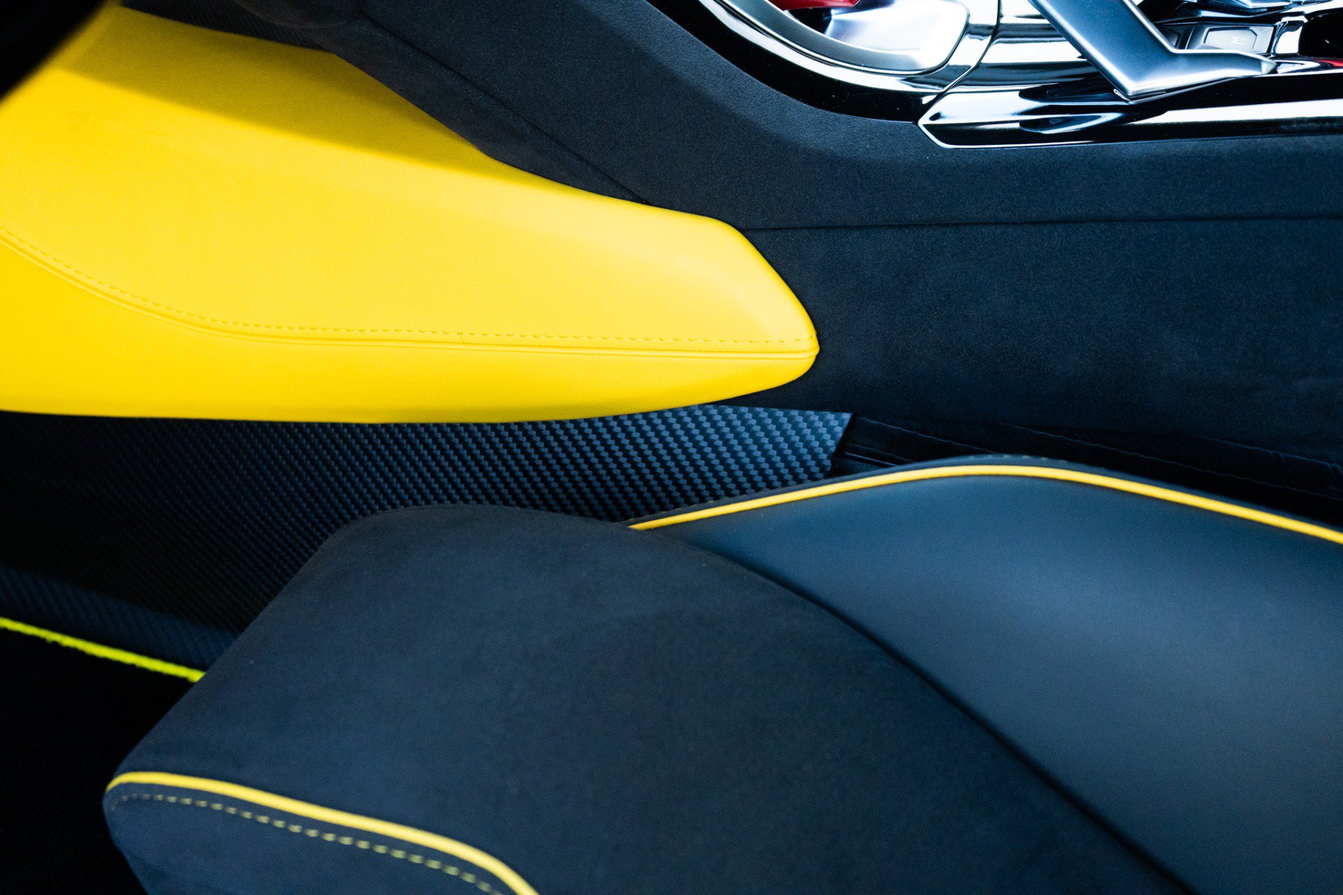 Used 2023 Lamborghini Huracan Tecnica RWD image 27