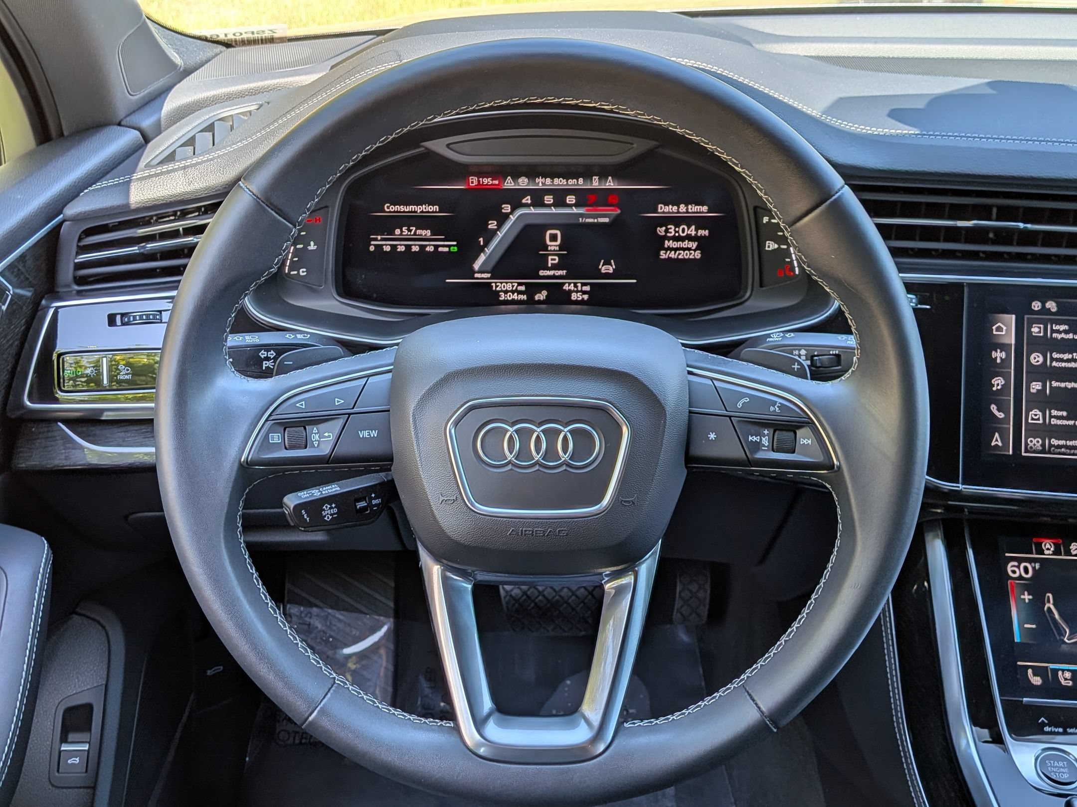 Used 2025 Audi Q7 3.0T Prestige AWD/4WD image 8