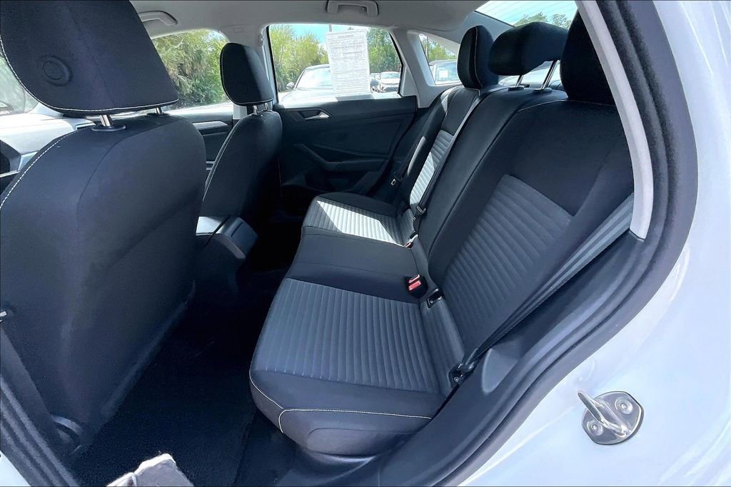 Certified 2024 Volkswagen Jetta S image 17