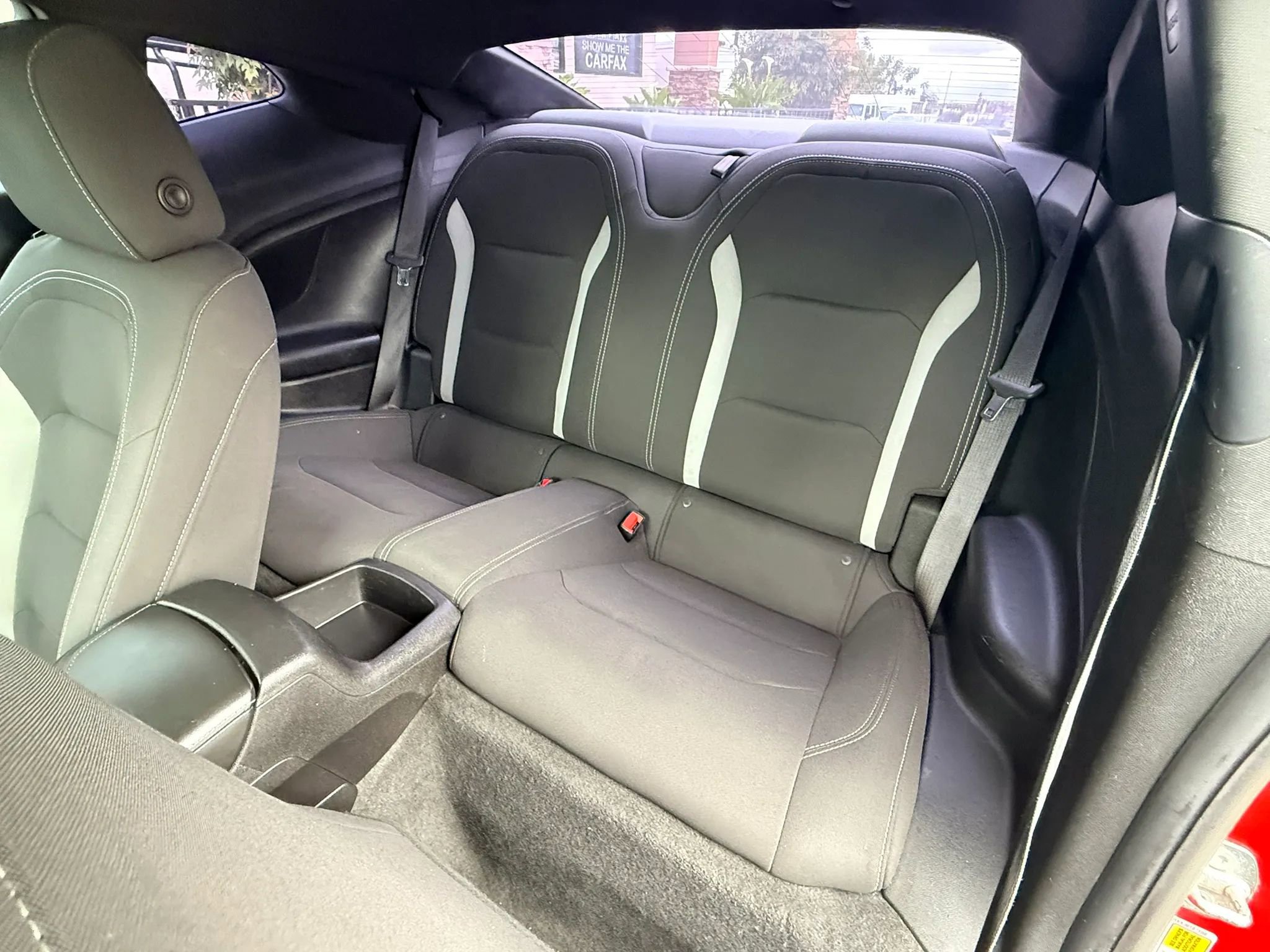 Used 2018 Chevrolet Camaro LT RWD image 11