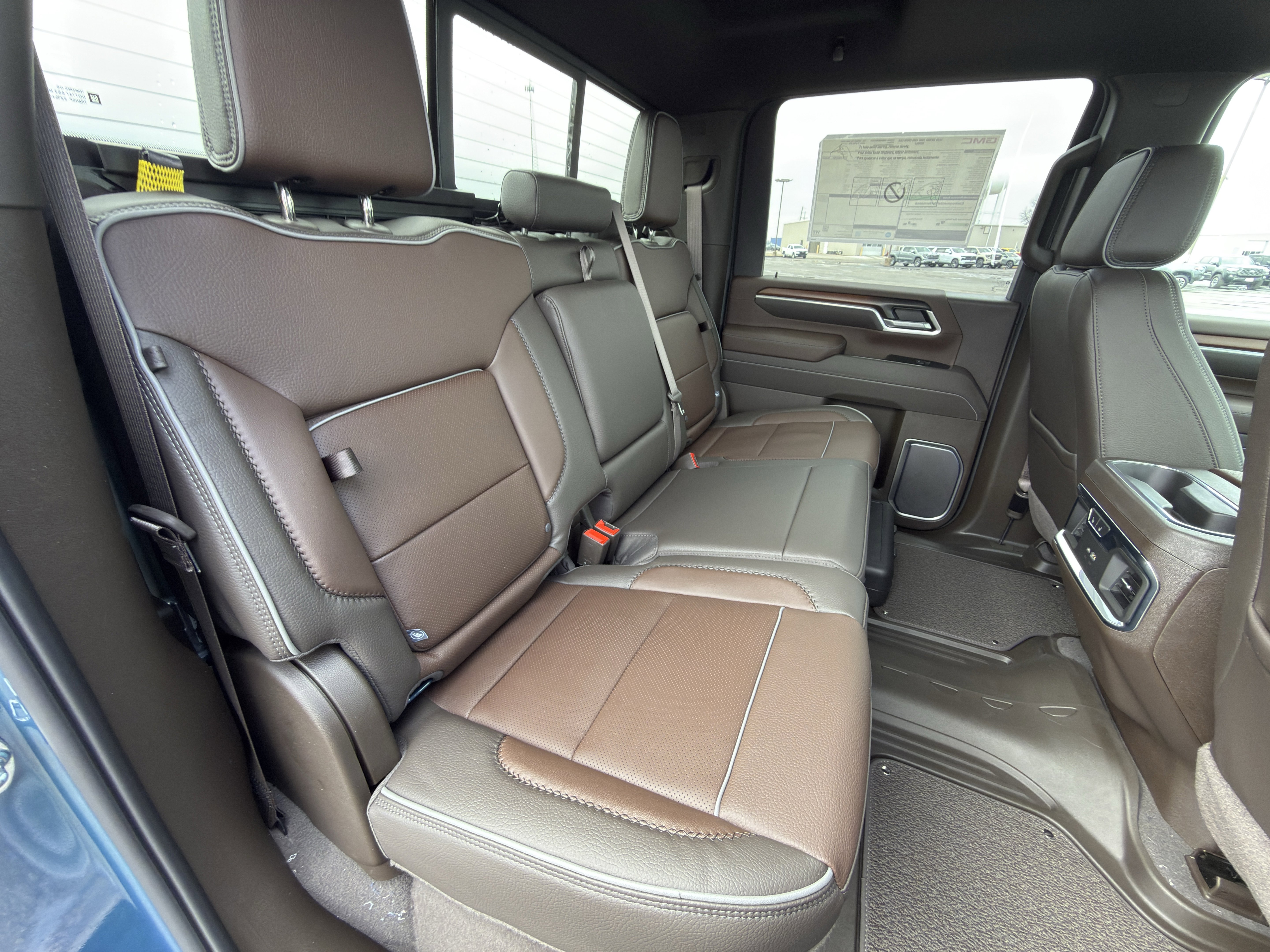 New 2026 GMC Sierra 3500 Denali w/ Denali Reserve Package image 17