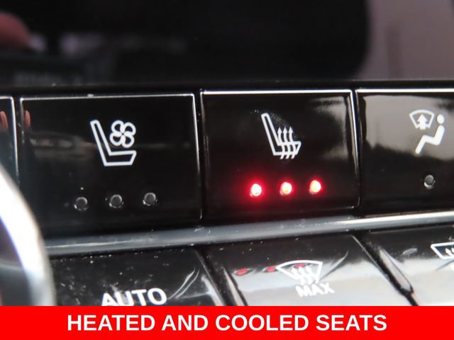 Used 2023 GMC Canyon Denali AWD/4WD image 4