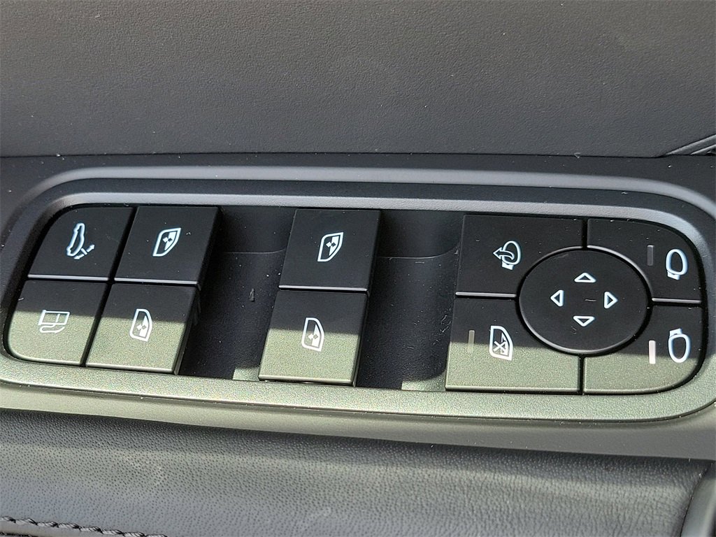 New 2025 Porsche Cayenne S image 27