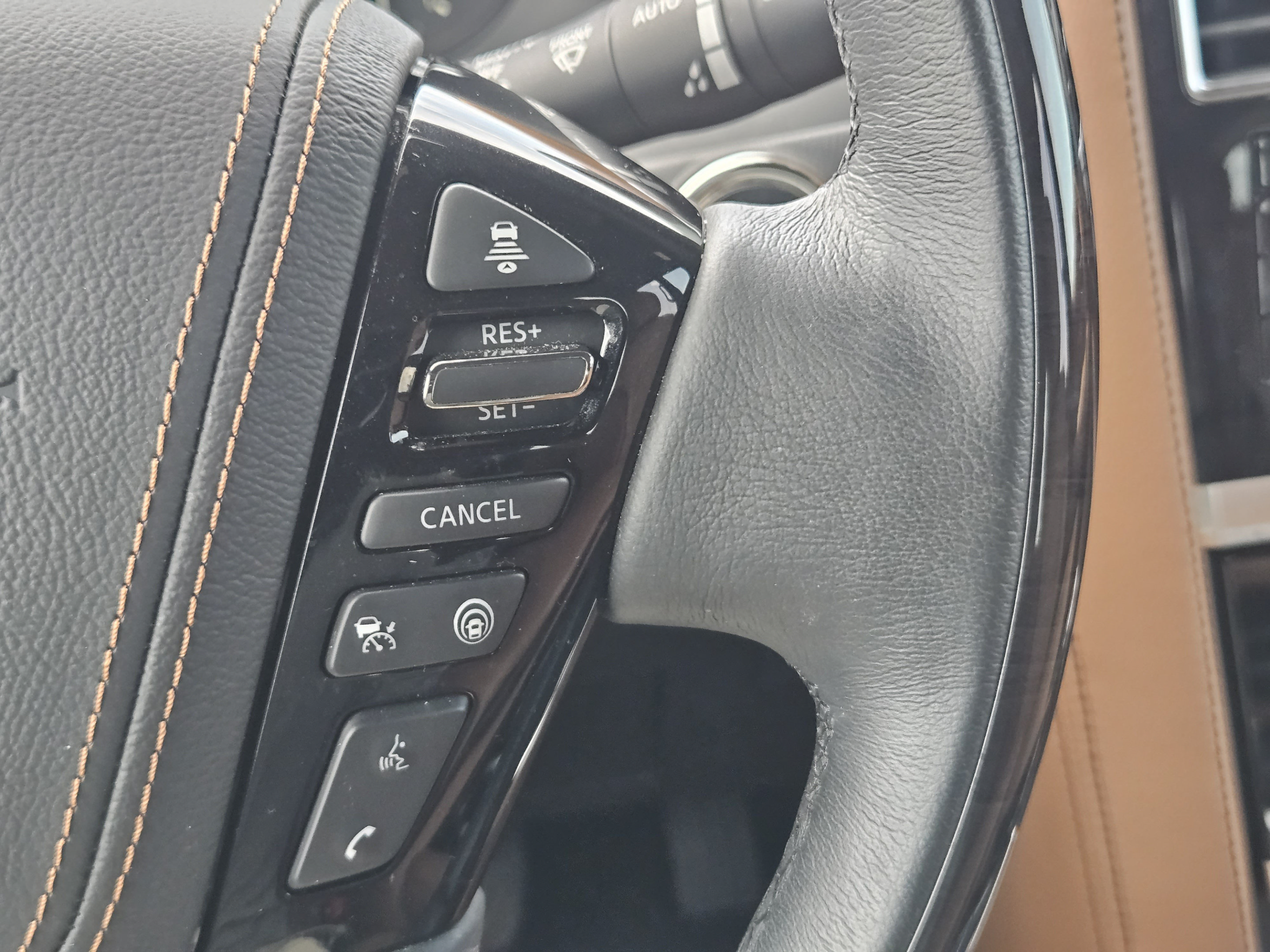 Used 2023 INFINITI QX80 Sensory w/ Cargo Package RWD image 21