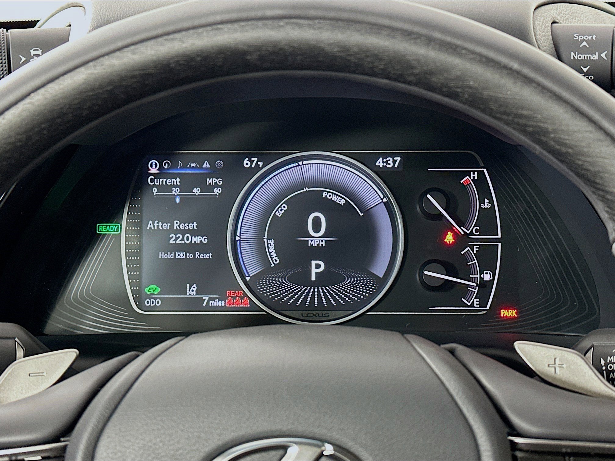 New 2025 Lexus ES 300h w/ Luxury Package image 12