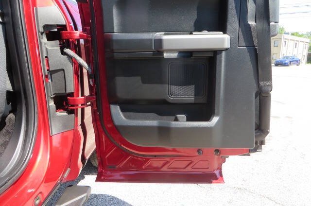 Used 2016 Ford F150 XLT w/ Equipment Group 301A Mid AWD/4WD image 16