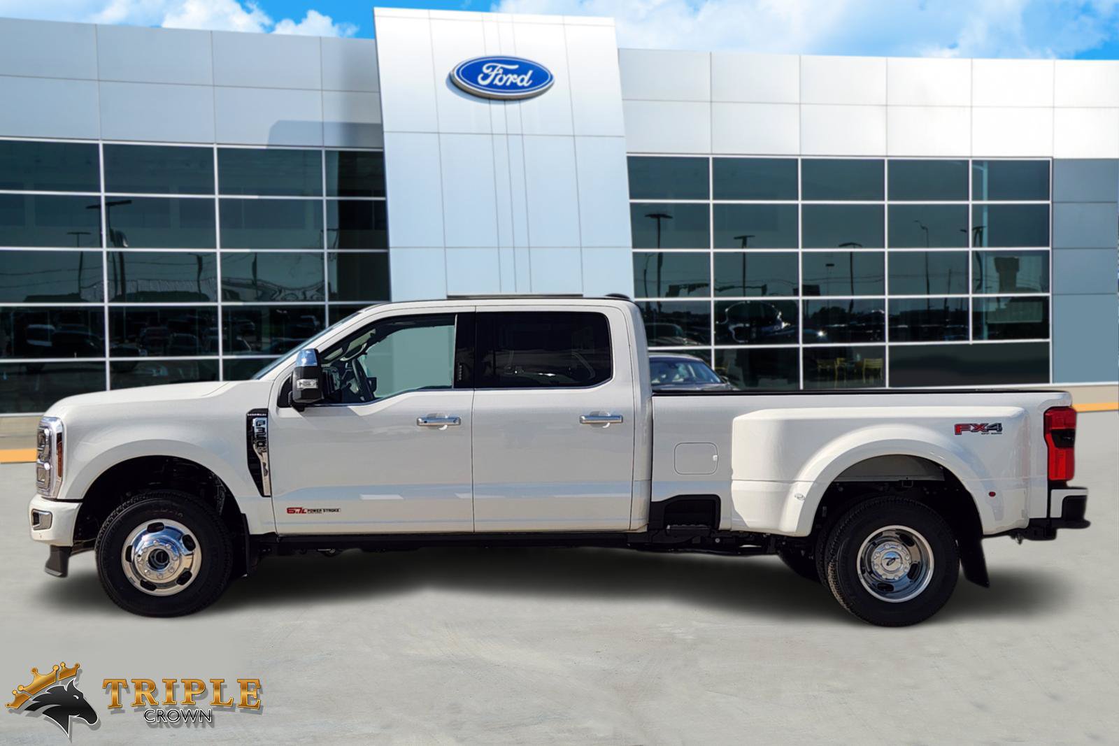 New 2027 Ford F350 Platinum w/ Platinum Plus Package AWD/4WD image 3