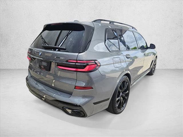 Used 2026 BMW X7 xDrive40i w/ Executive Package AWD/4WD image 4