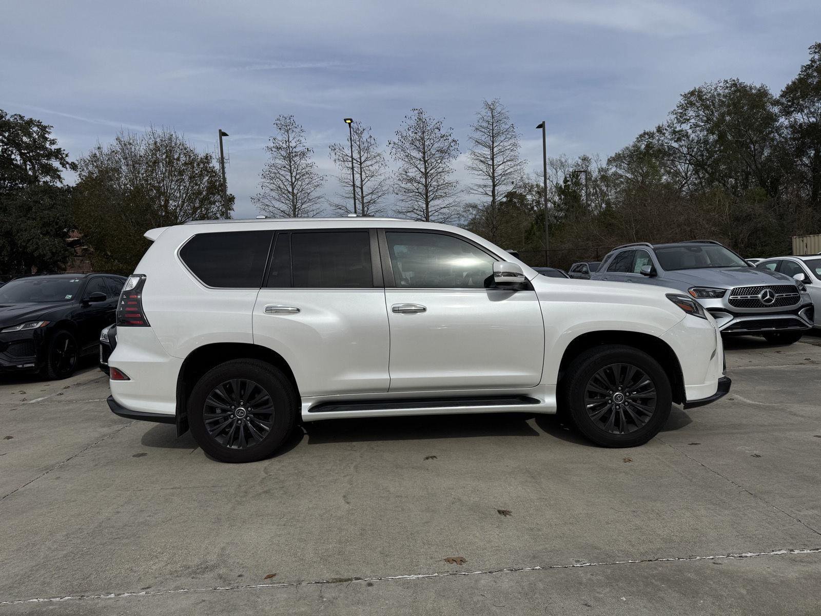 Used 2023 Lexus GX 460 Luxury image 25