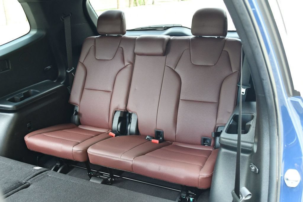 Used 2023 Kia Telluride EX FWD image 16
