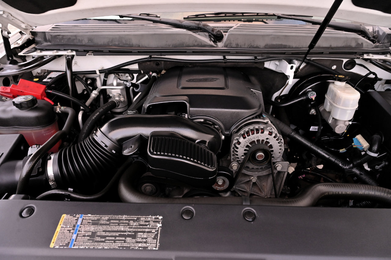 Used 2010 Chevrolet Tahoe LT w/ Luxury Package image 27