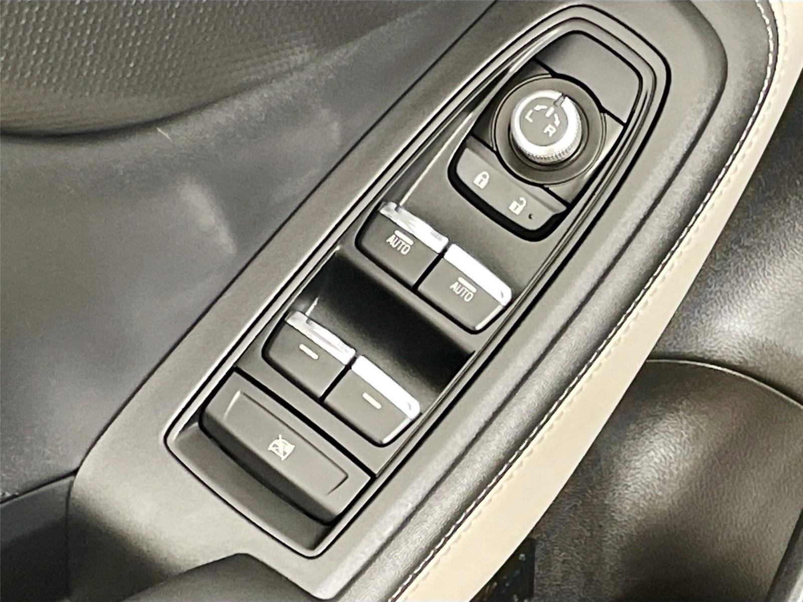 Used 2024 Subaru Forester Limited AWD/4WD image 22